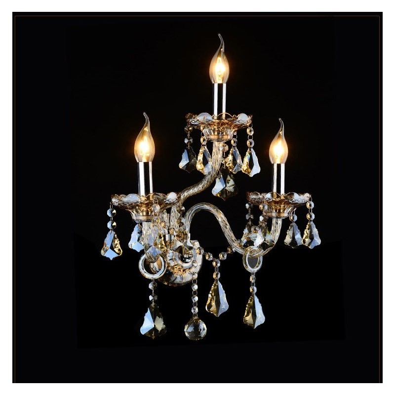 Applique murale rétro à 3 lumières en cristal K9 de couleur cognac assortie