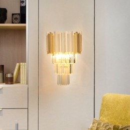Applique murale de luxe postmoderne en cristal K9 assortie dorée avec abat-jour en cristal