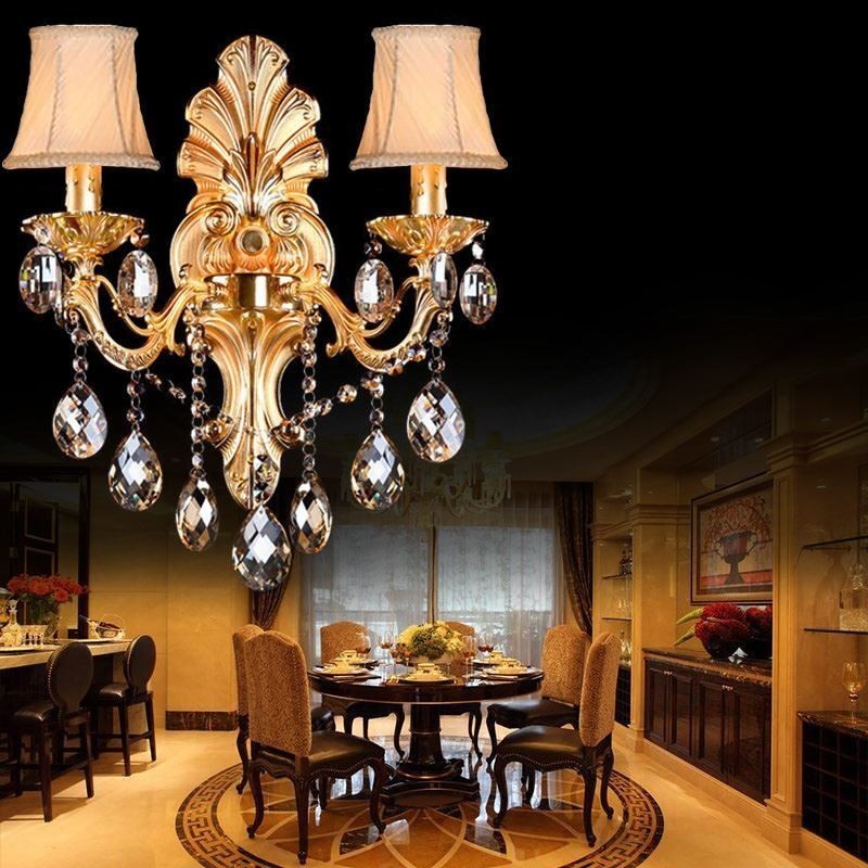 Applique murale européenne à pétales dorés, exquise lampe en cristal, éclairage de chevet