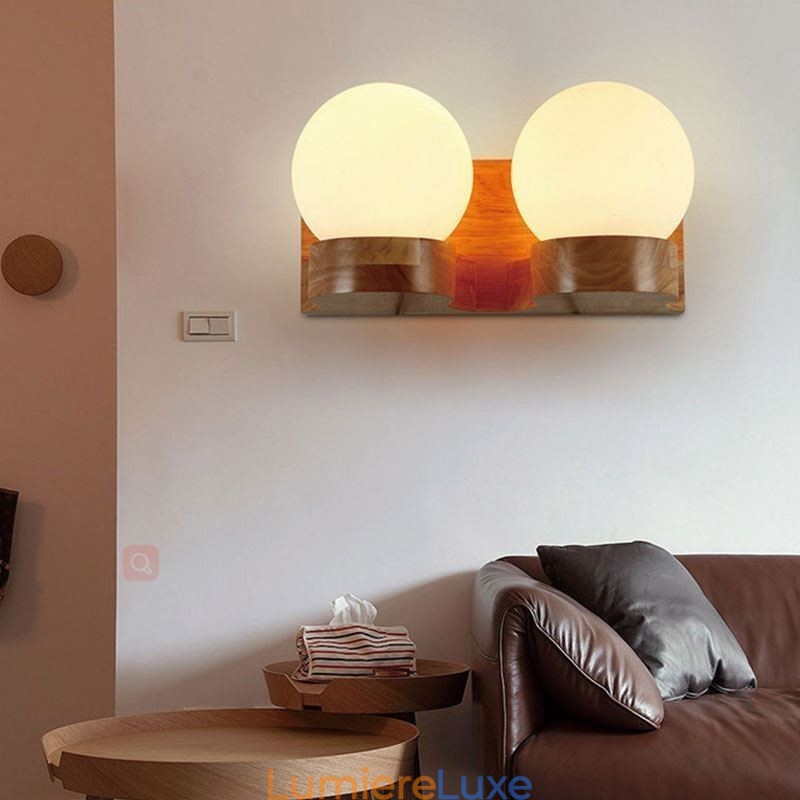 Applique murale nordique en bois massif en forme de boule