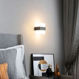 Applique murale minimaliste en acrylique, lampe murale étanche pour patio