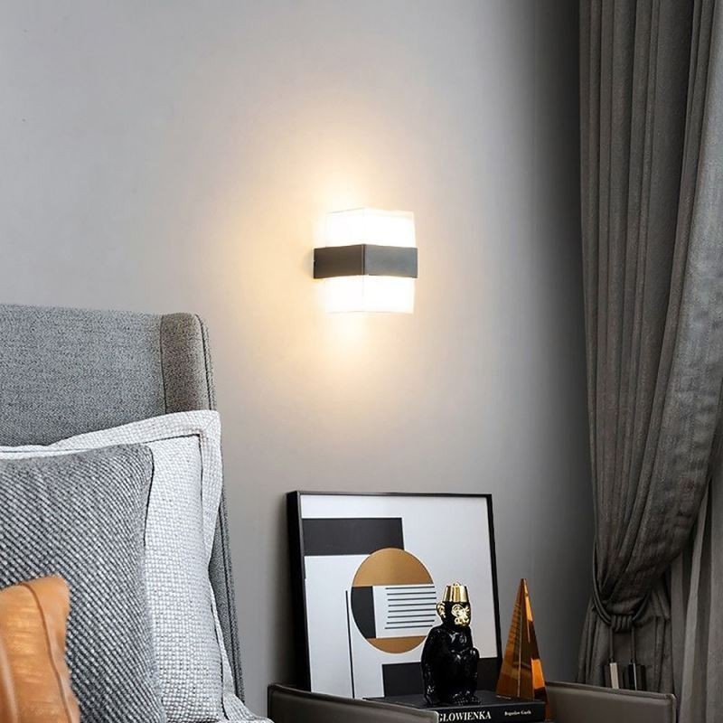 Applique murale minimaliste en acrylique, lampe murale étanche pour patio
