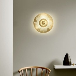Applique murale nordique en laiton de forme ronde creuse
