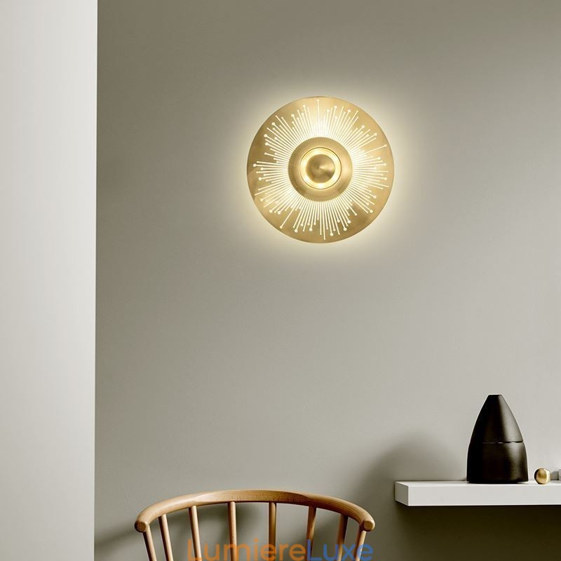 Applique murale nordique en laiton de forme ronde creuse
