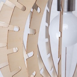 Lustre en bois vintage Others