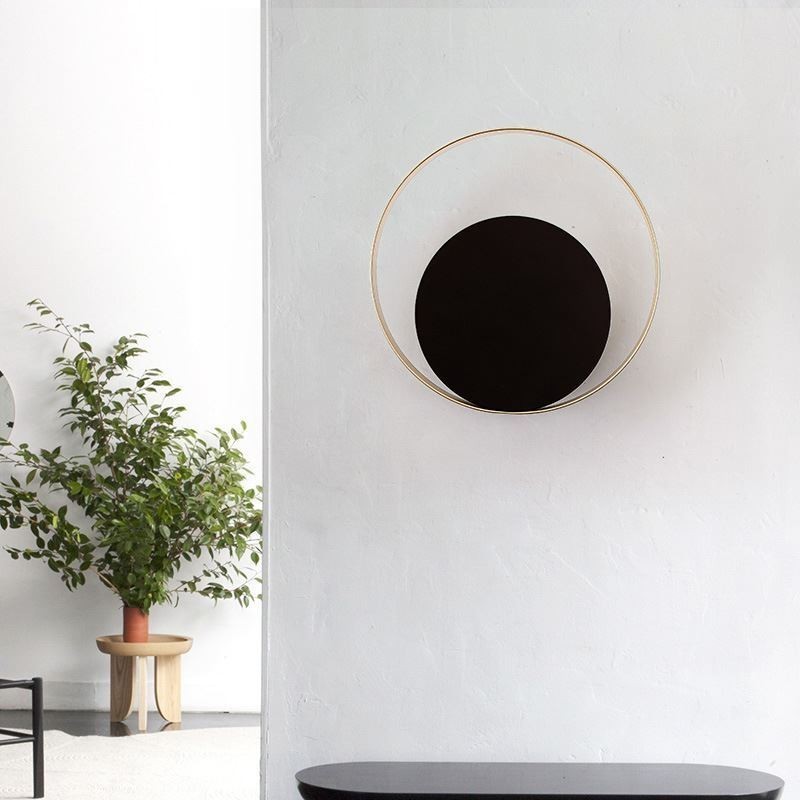 Applique murale circulaire noire de style moderne, lampe créative pour chevet