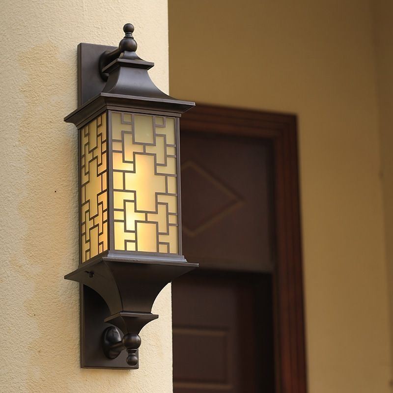 Applique murale d'extérieur chinoise étanche avec grille de fenêtre