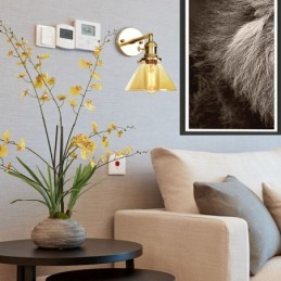 Applique murale moderne avec abat-jour en verre