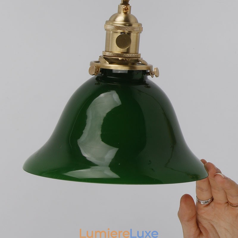 Applique murale moderne avec abat-jour en verre