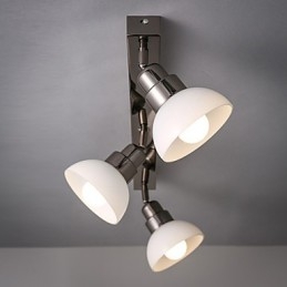 Plafonnier Trinal en verre blanc avec cadre en aluminium, design moderne et tendance