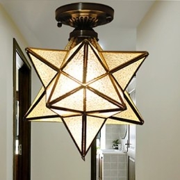 Étoiles en vitrail des arts créatifs ruraux européens pour absorber la lumière des lampes à dôme