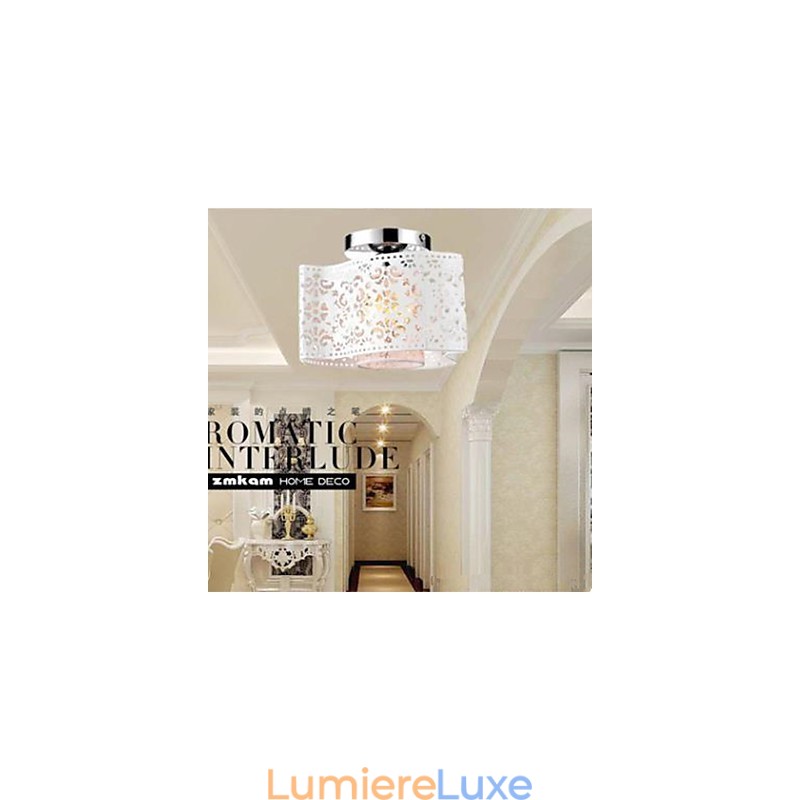Lampe contemporaine et compacte à tête unique pour absorber la lumière du dôme
