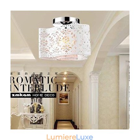 Lampe contemporaine et compacte à tête unique pour absorber la lumière du dôme Lampe contemporaine et compacte à tête unique pour absorber la lumière du dôme