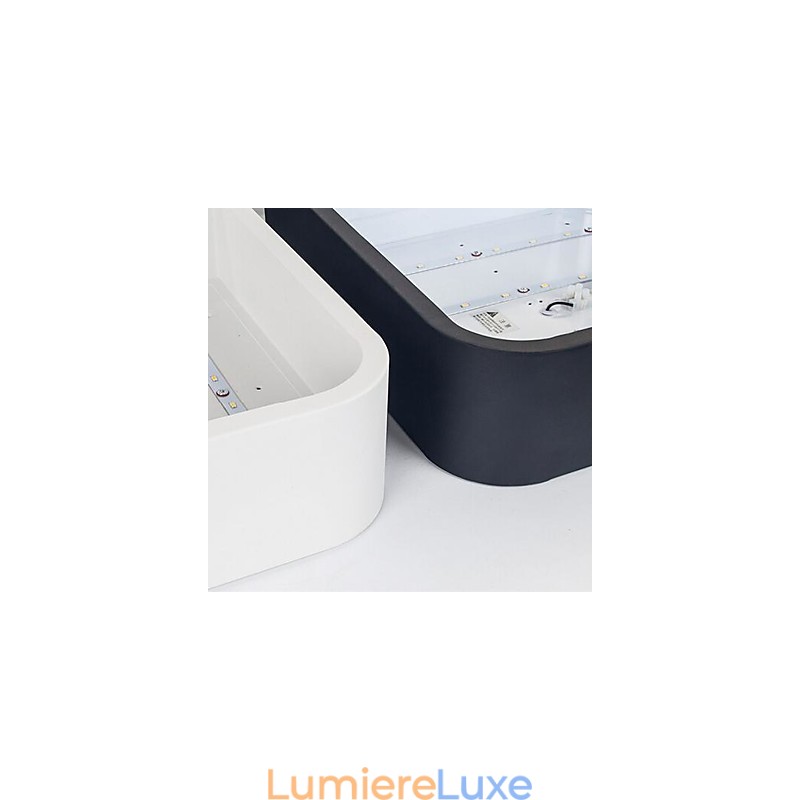 Plafonnier en métal de style contemporain et moderne
