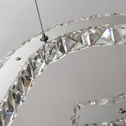 Suspension moderne contemporaine en métal chromé et cristal