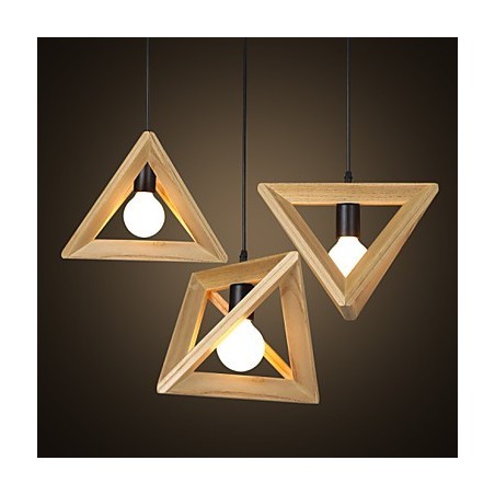 Plafonnier triangulaire en bois de style européen, créatif et rustique, restauré selon des méthodes anciennes Plafonnier triangulaire en bois de style européen, créatif et rustique, restauré selon des méthodes anciennes