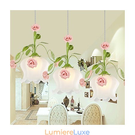Les fleurs et plantes du jardin de la Saint-Valentin absorbent la lumière du dôme Les fleurs et plantes du jardin de la Saint-Valentin absorbent la lumière du dôme