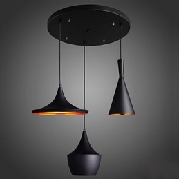 Suspension épurée en noir