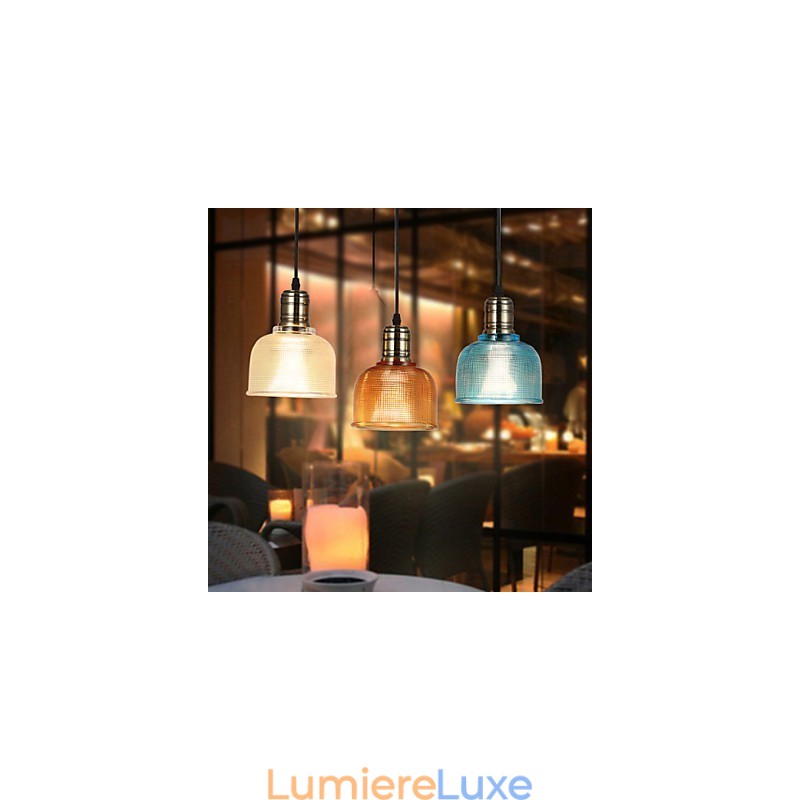 Lustre nordique en vitrail de petite taille, restauré selon des méthodes anciennes