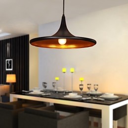 Suspension contemporaine en aluminium avec abat-jour noir