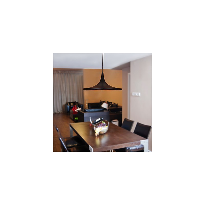 Suspension contemporaine en aluminium avec abat-jour noir