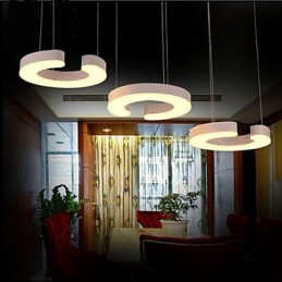 Lustre en acrylique de type Three C