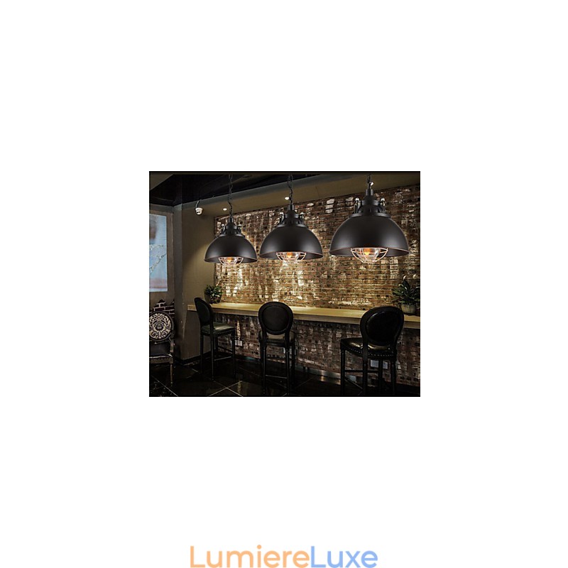 Le lustre en fer métallique à tête unique