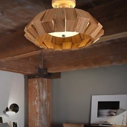 Suspension moderne contemporaine en bois et bambou de style campagnard