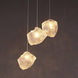 Lustre en cristal de glace, art contemporain et contracté, repas irréguliers
