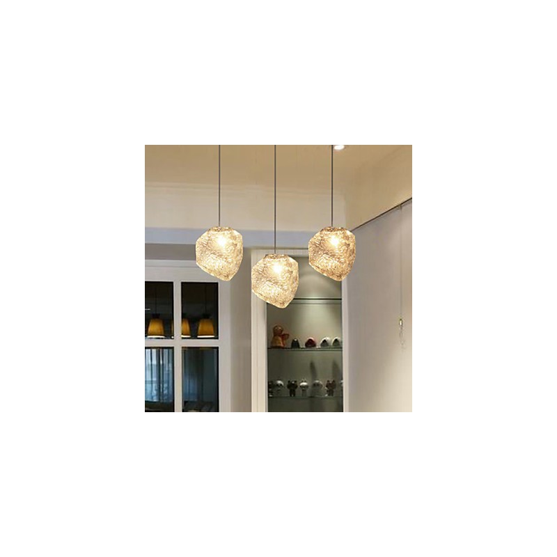 Lustre en cristal de glace, art contemporain et contracté, repas irréguliers