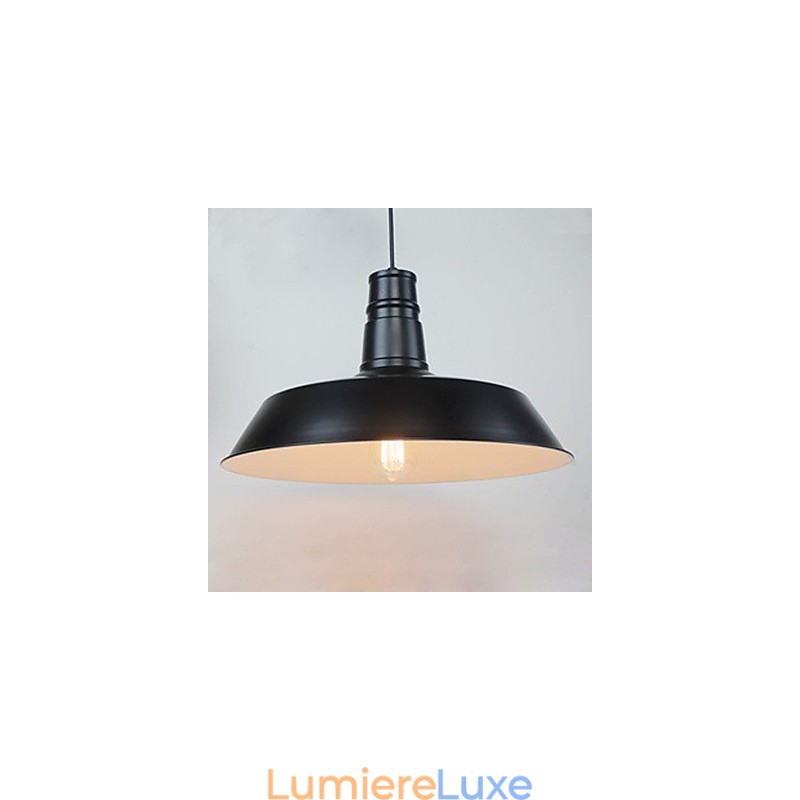 Lampe suspendue industrielle à tête unique de style loft, restaurée selon des méthodes anciennes, pour studio d'art